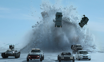 Trailer mới của 'Fast & Furious 8' 'gây sốt' với hàng loạt cảnh quay không tưởng