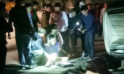 Cảnh sát nổ súng bắt nghi phạm buôn 100 bánh heroin ở Hòa Bình