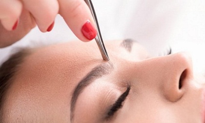 Hãy suy nghĩ thật kỹ trước khi cạo hay nhổ lông 4 vị trí sau