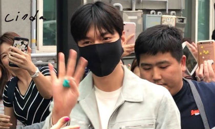 Lee Min Ho mới nhập ngũ đã dính tin đồn được ưu ái “như tiên”