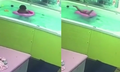 Em bé thoát chết trong tích tắc khi bị lộn úp xuống bể bơi hơn một phút