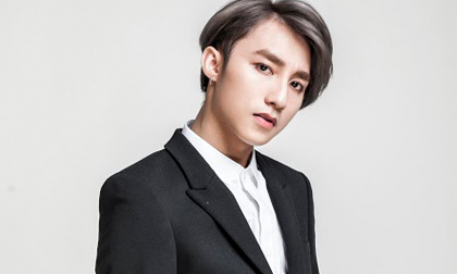 Sơn Tùng M-TP tiếp tục diễn trong 'Đêm hội chân dài' 11