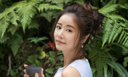 Chết lặng trước vẻ đẹp 'thoát tục' của gái một con Lâm Tâm Như 