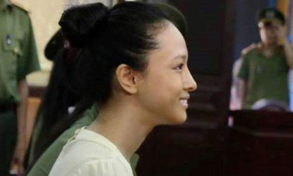 Hoa hậu người Việt Phương Nga bị cáo buộc lừa đảo đại gia thế nào?