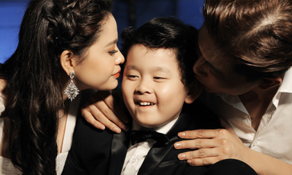 Khoảnh khắc 'mật ngọt' của gia đình Tim - Trương Quỳnh Anh tại Hà Nội