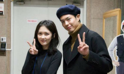 Jang Nara bất ngờ bị đồn làm đám cưới với “đàn em” Park Bo Gum 