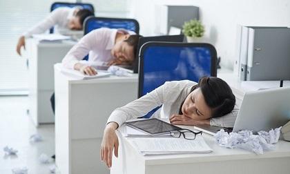 Buồn ngủ ban ngày là dấu hiệu của 6 căn bệnh nguy hiểm mà bạn không biết