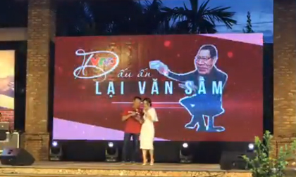 Mỹ Tâm tình tứ song ca 'Trái tim không ngủ yên' cùng nhà báo Lại Văn Sâm