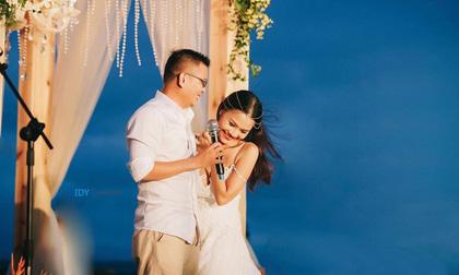 Toàn cảnh đám cưới hạnh phúc trên bãi biển của nữ MC tuyển chồng