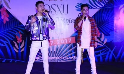 Quán quân The Voice 2017 Ali Hoàng Dương hội ngộ Trần Tùng Anh tại sự kiện Kosxu