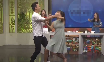 Con gái 'Người phán xử' hạ đo ván Khải Sở Khanh ngay trên sóng trực tiếp