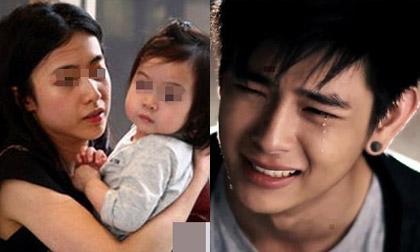 'Bố đừng ôm con, mẹ bảo bố ôm người phụ nữ khác rồi nên không được đụng vào con nữa'