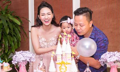 Á hậu Ngô Trà My tổ chức sinh nhật hoành tráng cho con gái