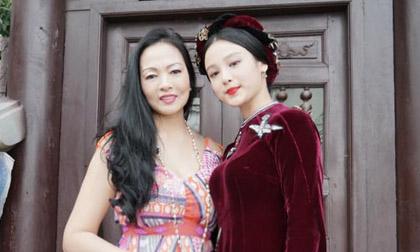 Mẹ con Huyền Baby lên tiếng khi bị người thân tố sống phụ bạc