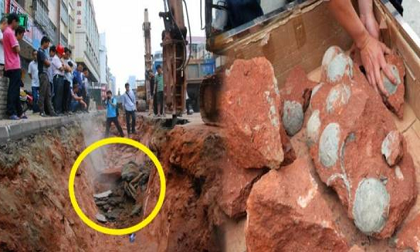 Phát hiện hàng chục quả trứng khủng long hóa thạch khi đang thi công đường