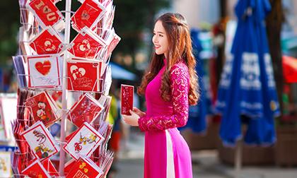 Chiêm ngưỡng nhan sắc đời thường ngọt ngào của Huyền Sannie