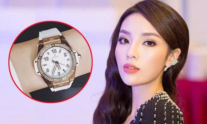 Sau ốp điện thoại, Kỳ Duyên tiếp tục gây chú ý khi khoe đồng hồ mới trị giá hơn 600 triệu đồng