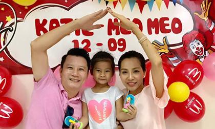 Ca sĩ Hoàng Bách dành cho con gái lời nói 'quý hơn vàng' trong ngày sinh nhật