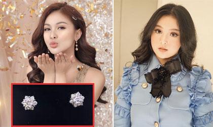 Hot girl và hot boy Việt 15/9/2017: Kelly Nguyễn được tặng bông tai kim cương, Huyền Baby đến ngày đi đẻ vẫn phải lên tiếng vì bị nói xấu