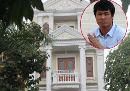 Sự thật về cơ ngơi bạc tỉ và người vợ 'một nắng hai sương' của HLV Hữu Thắng