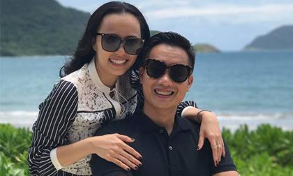 Lấy nhau đã lâu nhưng vợ chồng Hoa Thanh Tùng vẫn tình cảm như lúc mới yêu