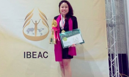 Giám đốc TMV Thảo Vy - Master Thảo Nguyễn hoàn thành nhiệm vụ làm BGK tại K Beauty Olympic 2017