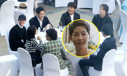 Mải lo hôn lễ của mình, Song Joong Ki bị 'ném đá' khi không đến đám cưới bạn thân