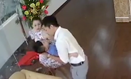 Cứu con trai từ 'tay tử thần', ông bố được dân mạng ca ngợi hết lời