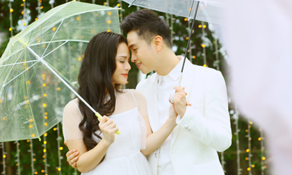 Nhật Tinh Anh tình tứ sánh đôi Nhật Kim Anh trong MV mới