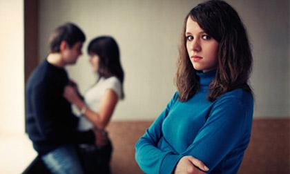 Tìm đủ mọi cách để giành giật lại chồng nhưng dường như tôi lại đi hết từ sai lầm này đến sai lầm khác