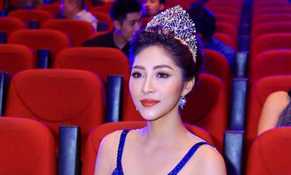 Bất bình với Ban tổ chức, Đặng Thu Thảo tuyên bố trả danh hiệu Hoa hậu Đại dương 2014