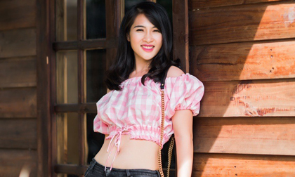 Phóng viên trẻ Minh Châu đẹp giản dị, tỏa nắng giữa đời thường