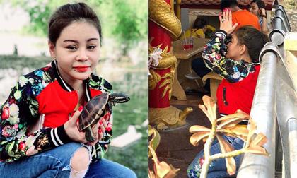 Lê Giang đi chùa tìm sự bình yên sau ồn ào tố chồng cũ bạo hành trên sóng truyền hình