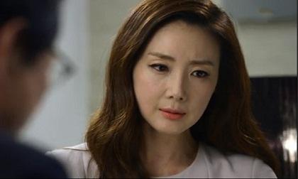 Nhất quyết lấy trai trẻ mặc gièm pha, đến khi một người lạ mặt đòi tôi trả 1 tỷ đồng cho chồng tôi mới tá hỏa