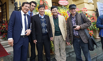 Nghệ sĩ 'lão làng' hội ngộ kỷ niệm 65 năm thành lập Nhà hát kịch Việt Nam