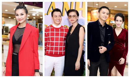 Hai 'bà trùm' điện ảnh Việt đọ sắc, Tú Vi bế bụng bầu 6 tháng đi xem phim mới của Vũ Ngọc Đãng