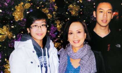 Diễn viên nổi tiếng một thời Minh Phượng: Cuộc sống mưu sinh với nghề nail và hôn nhân đẫm nước mắt nơi xứ người hiện ra sao?