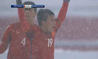 Siêu phẩm sút phạt của Quang Hải quân bình tỉ số 1-1 cho U23 Việt Nam