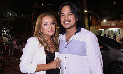 Danh ca Thanh Hà quyết định hoãn cưới vì mẹ chồng bệnh nặng