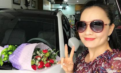 Diễn viên Hoài An tậu xế hộp mới sau màn rơi lệ vì 'chia tay' xe cũ