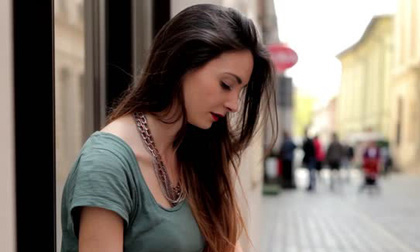 Oái oăm thay khi mẹ bạn thân lại dùng tôi để bày mưu tính kế nhằm 'đuổi khéo' cô con dâu tương lai