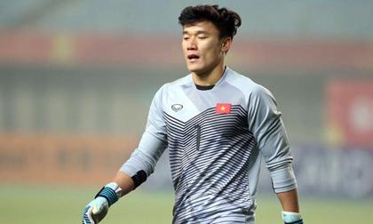 Nổi tiếng là thế, không ngờ lương của thủ môn Bùi Tiến Dũng là con số này