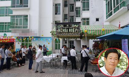 Đám tang diễn viên Nguyễn Hậu: Bạn bè đau buồn đến viếng