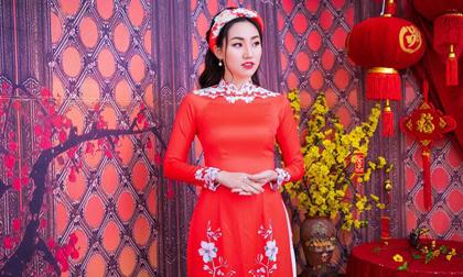 Sang năm mới, Á hậu Ngô Trà My 'đổi gió' với style make-up đanh đá