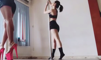 Chi Pu đăng khoe dáng gợi cảm trong clip tập múa cột