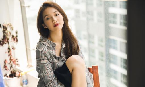 Khả Ngân: 'Nhiều lúc tôi thấy chữ hot girl thật rẻ tiền'