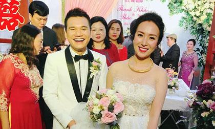 Hé lộ hình ảnh đám cưới của ca sĩ Khắc Việt và vợ xinh đẹp