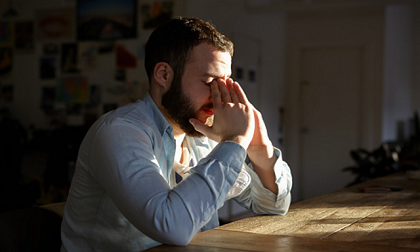 Phát hiện động trời sau tin nhắn sếp gửi vợ sắp cưới đã giúp tôi sớm tỉnh mộng