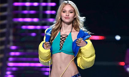 Người mẫu Victoria's Secret bị bắt vì tàng trữ cần sa