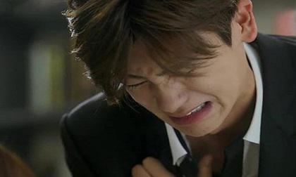 Suốt ngày trì triết chồng đi làm không chịu đưa lương cho vợ, đến khi anh gục ngã trong nhà tắm tôi mới hiểu ra mọi chuyện thì đã muộn